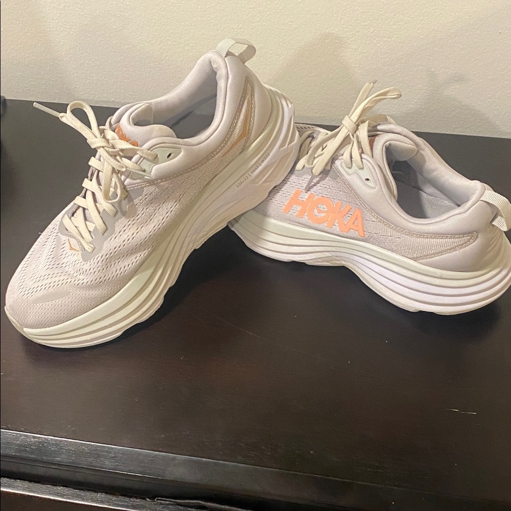 Hoka Bondi 8 Women's Sneakers